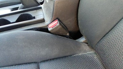 06-09 Mazda 3 Driver Left Front Seat Belt Buckle Receiver Oem Black Br6