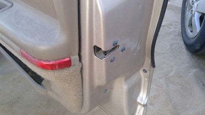 1994 Olds Eighty Eight Passenger Right Front Door Latch With Rods/Cables Oem
