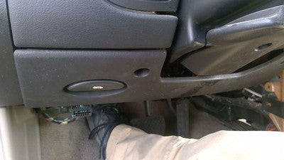 1997-1999 Saturn Sw2 Lower Dash Under Column Knee Bolster Trim Panel Oem Gray