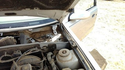 2000-05 Saturn L100 Passenger Right Hood Hinge Assembly Oem Silver 12U 21018579