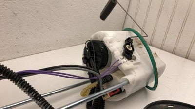 2008 New Style Malibu Complete Fuel Pump With Sending Unit Gas Level Oem 3.6L