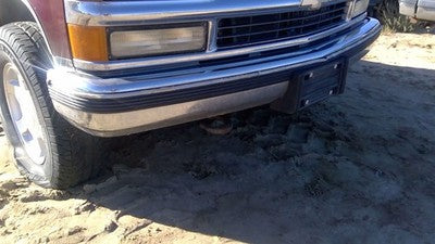 1995-2000 Chevy Tahoe Front Bumper Assembly With Brackets Oem Chrome 15574111