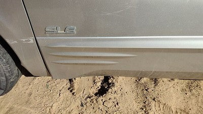 00-05 Bonneville Driver Left Front Moulding From Door Trim Strip Silver 67U