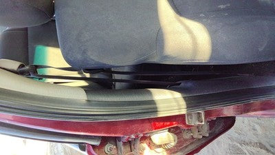 2002-2005 Dodge Neon Passenger Right Front Seat Belt Retractor Shoulder Black