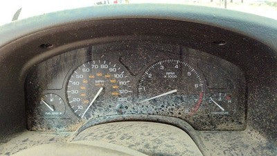 00-02 Saturn L100 Speedometer Cluster Instrument Gauges Panel Oem Dash 22690489
