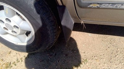 1995-1998 Chevy S10 Blazer Driver Left Lower Mud Flap Rock Guard Oem 15023285