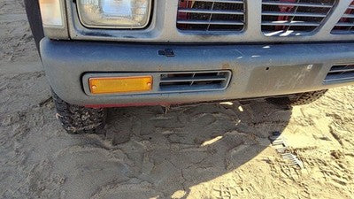 1995-1997 Nissan Hardbody Front Bumper With Brackets Assembly Oem 4X4 620123B800