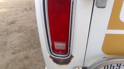 1975-1991 Ford Van E250 Driver Left Tail Light Oem Brake Lamp Rear D5uz13404a