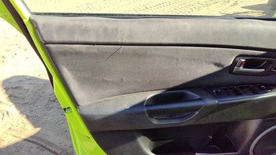 2004-06 Mazda 3 Driver Left Front Inside Door Trim Panel Only Oem Black