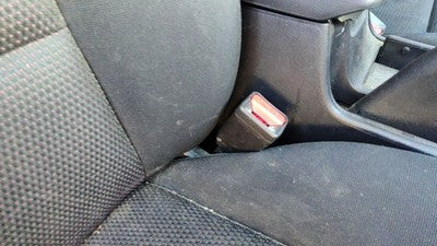 2006-2009 Mazda 3 Passenger Right Front Seat Belt Buckle Receiver Oem Black Br6