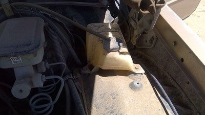 1985 Olds 88 Windshield Washer Fluid Reservoir With Pump Oem Wiper Tank