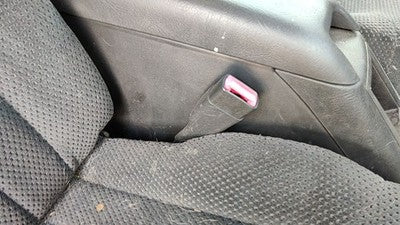 1996 S10 Blazer Passenger Right Front Seat Belt Buckle Receiver Oem Gray