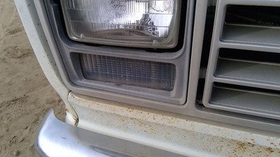 1979-1991 Ford Van E250 Passenger Right Front Turn Signal Light Lamp Oem