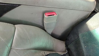 1995 S10 Blazer Driver Left Front Seat Belt Buckle Receiver Oem Gray