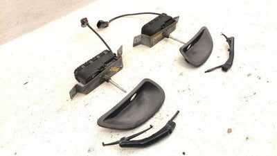 2001 Volvo V70 Xc Set Of Headlight Wipers Oem Assembly Pair Driver Passenger