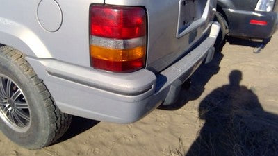 1993-1995 Jeep Grand Cherokee Rear Bumper Cover Assembly Oem Back Silver