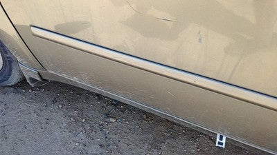 2004 Nissan Maxima Driver Left Front Moulding From Door Oem Trim Strip Gold Ky2