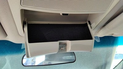 2013-15 Nissan Altima Center Overhead Console Oem Dome Light Map Lamp Cubby