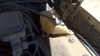 1985 Olds 88 Windshield Washer Fluid Reservoir With Pump Oem Wiper Tank