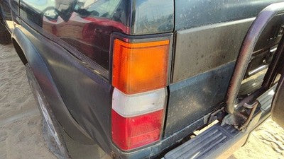 1987-1995 Nissan Pathfinder Driver Left Outer Tail Light Brake Lamp Oem Rear
