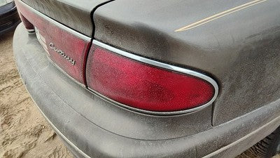 1997-2005 Buick Century Passenger Right Tail Light Brake Lamp Oem Rear 19149890