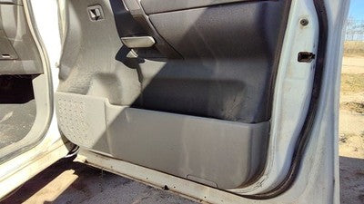 2004 Nissan Titan Passenger Right Front Door Trim Panel With Switches W Graphite