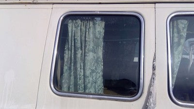 1975-1991 Ford Van E250 Passenger Right Rear Side Window Door Glass Oem Back