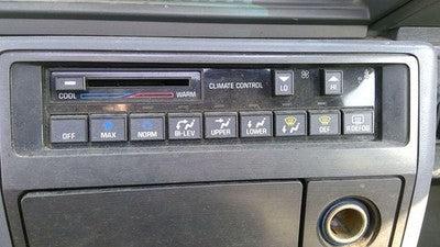 1988-1992 Cutlass 2 Door Temperature Control Module In Dash Heater Ac Head Unit
