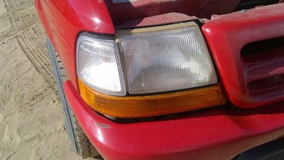 98-00 Ford Ranger Passenger Right Front Headlight Assembly With Turn Signal Oem