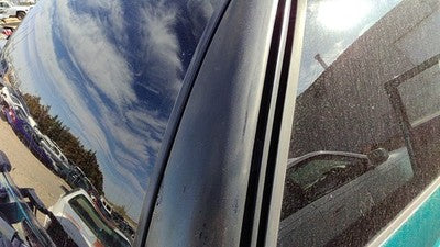 1995 S10 Blazer Passenger Right Rear Upper Corner Moulding On Quarter Panel Oem