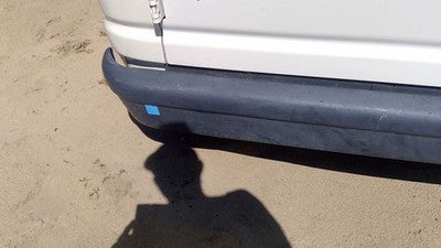 1992-1993 Ford Van E150 Rear Bumper Assembly With Brackets Oem F2uz17906a