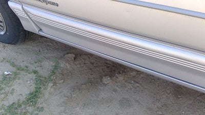 1991 Cutlass 2 Door Driver Left Front Moulding From Door Oem Trim Strip Silver