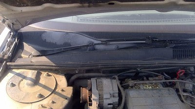 1991 Cutlass 2 Door Windshield Wiper Cowl Vent Trim Panel Oem Grille