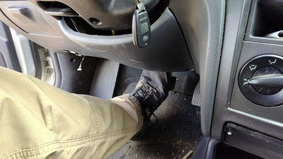 2001-03 Hyundai Elantra Lower Dash Under Column Knee Bolster Trim Panel Oem Gray