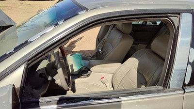 00-05 Cadillac Deville Dts Driver Left Front Side Window Door Glass Oem 25711219