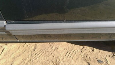 1996-00 Chrysler Voyager Passenger Right Front Moulding From Door Oem Trim Strip