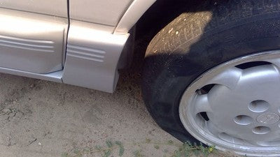 1991 Cutlass 2 Door Passenger Right Moulding From Fender Oem Trim Strip Silver