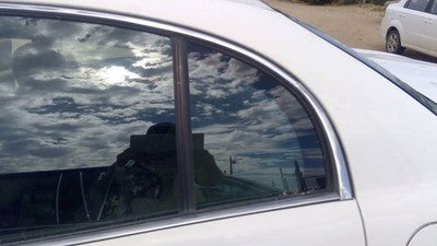 2000-05 Buick Lesabre Driver Left Rear Vent Window Back Door Glass With Frame