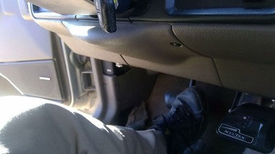 94-95 Jeep Grand Cherokee Lower Dash Under Column Knee Bolster Trim Panel Brown