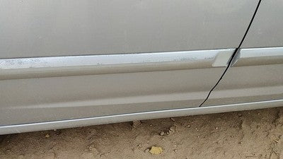 01-03 Elantra Passenger Right Rear Moulding From Door Back Trim Strip Silver