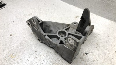 1994 Pontiac Bonneville Mount Bracket Set For Ac Compressor Oem 24500699