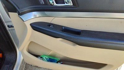 16 17 Explorer Passenger Right Front Inside Door Trim Panel wh Switches Camel 7L