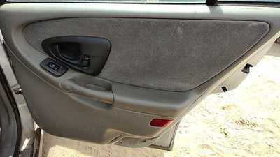 01-05 Malibu Passenger Right Rear Inside Door Trim Panel Only Back Gray 92B