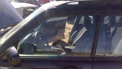 1998-2002 Subaru Forester Driver Left Front Side Window Door Glass Oem