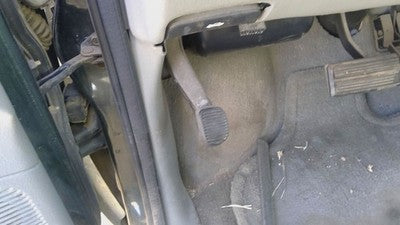 2000 Chrysler Voyager Parking Brake Pedal Assembly Oem Complete Emergency Unit