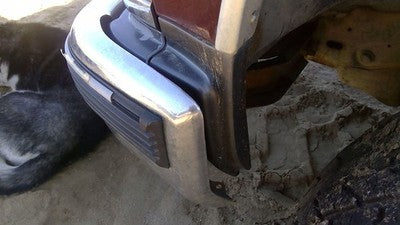 1995-2000 Chevy Tahoe Driver Left Moulding From Fender Oem Trim Strip Red 51U