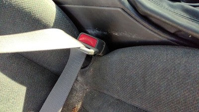 Pontiac Grand Am Passenger Right Front Seat Belt Buckle Receiver Oem Gray 14B