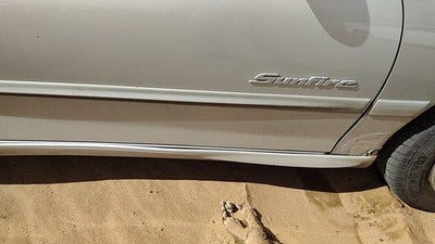 95-02 Sunfire Passenger Right Moulding From Door Trim Strip Silver 95U 2 Door