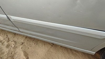 01-03 Hyundai Elantra Driver Left Rear Moulding From Door Back Trim Strip Silver