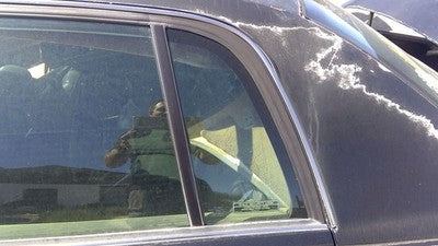 1991-1996 Buick Park Ave Driver Left Rear Vent Window Back Door Glass With Frame